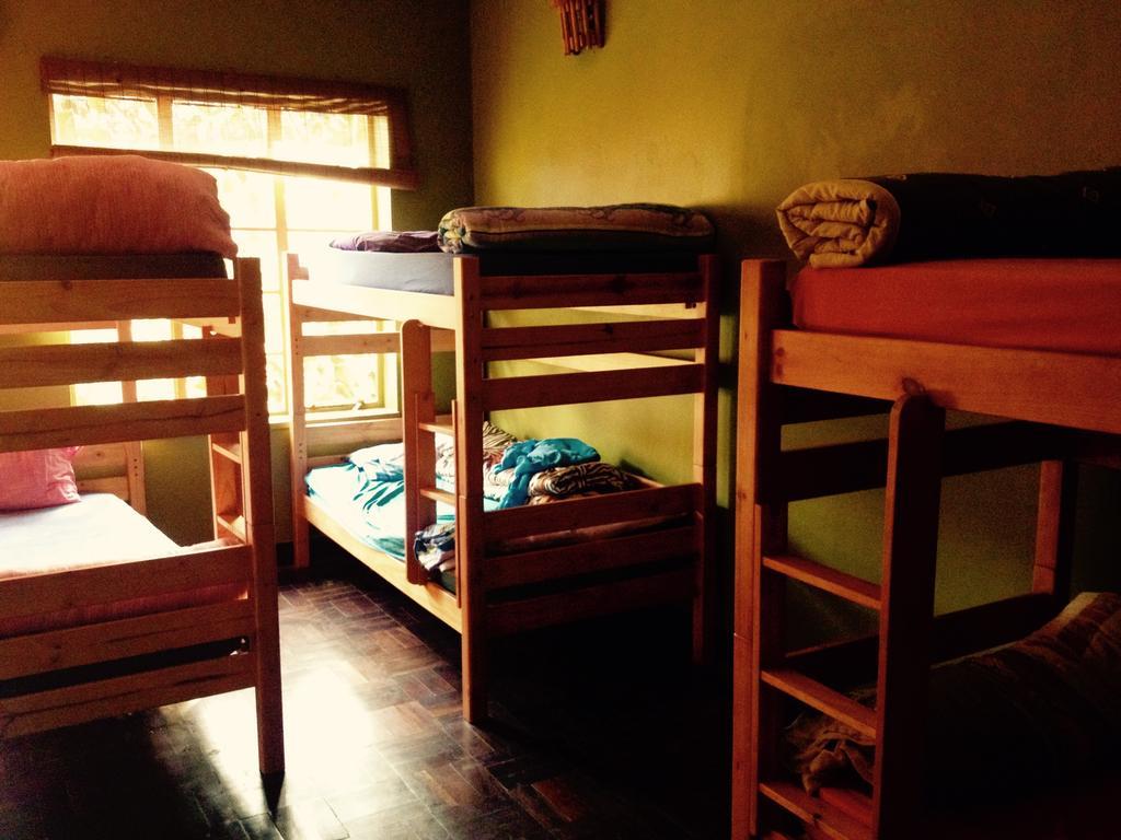 Port Saint Johnʼs Jungle Monkey Backpackers 호스텔 객실 사진
