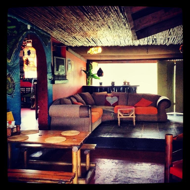 Port Saint Johnʼs Jungle Monkey Backpackers 호스텔 외부 사진